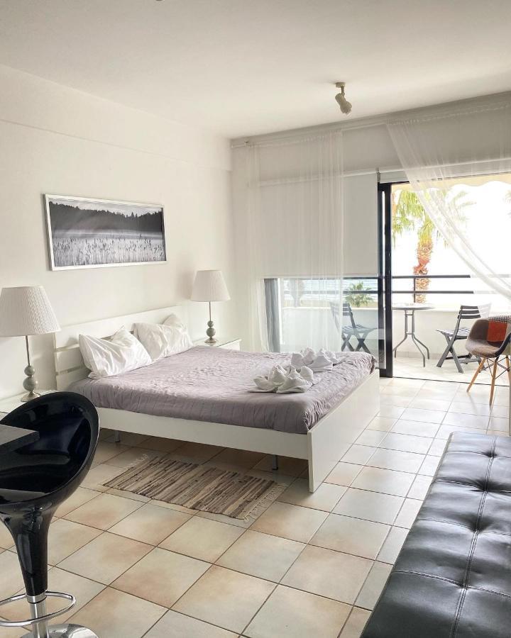Krasas Beach Apartments ลาร์นาคา ภายนอก รูปภาพ