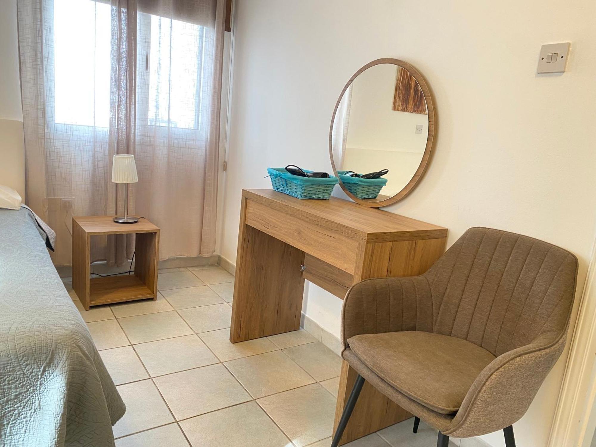 Krasas Beach Apartments ลาร์นาคา ภายนอก รูปภาพ