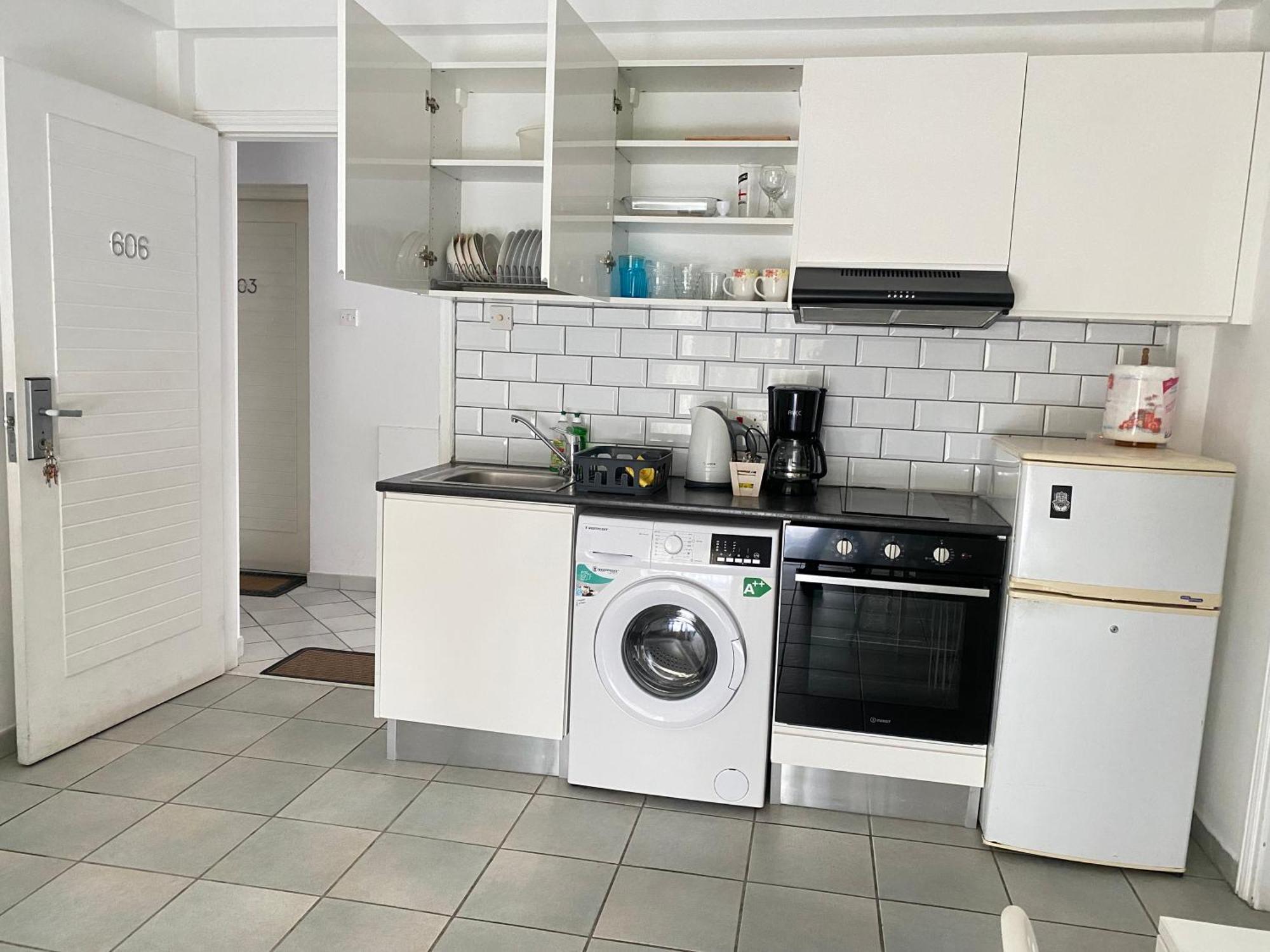 Krasas Beach Apartments ลาร์นาคา ภายนอก รูปภาพ