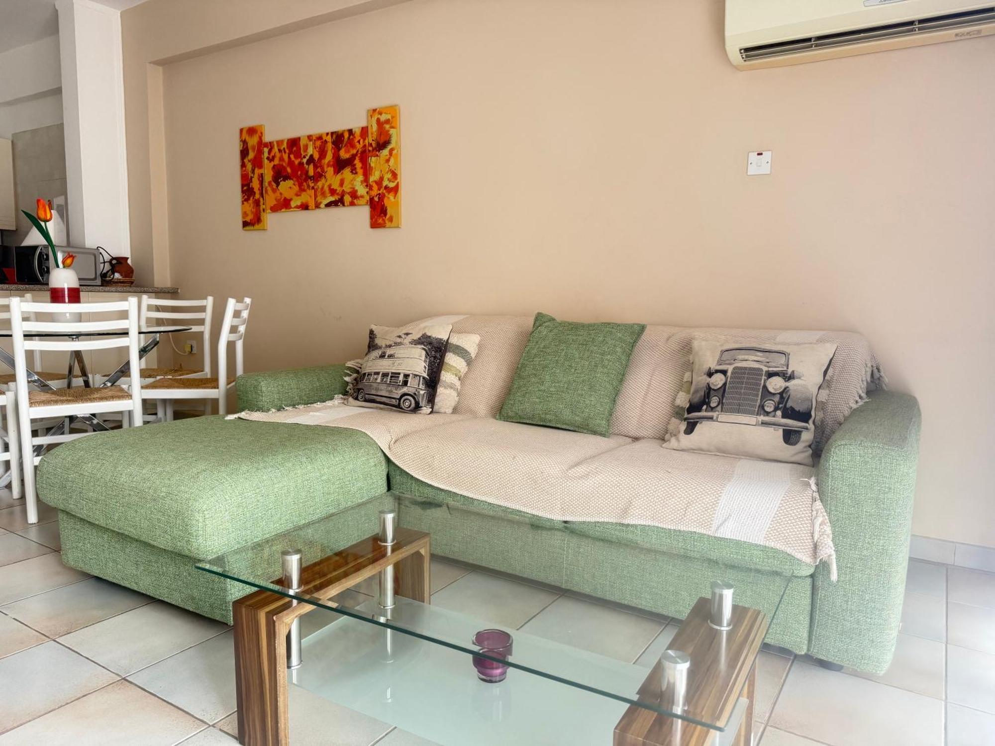 Krasas Beach Apartments ลาร์นาคา ภายนอก รูปภาพ