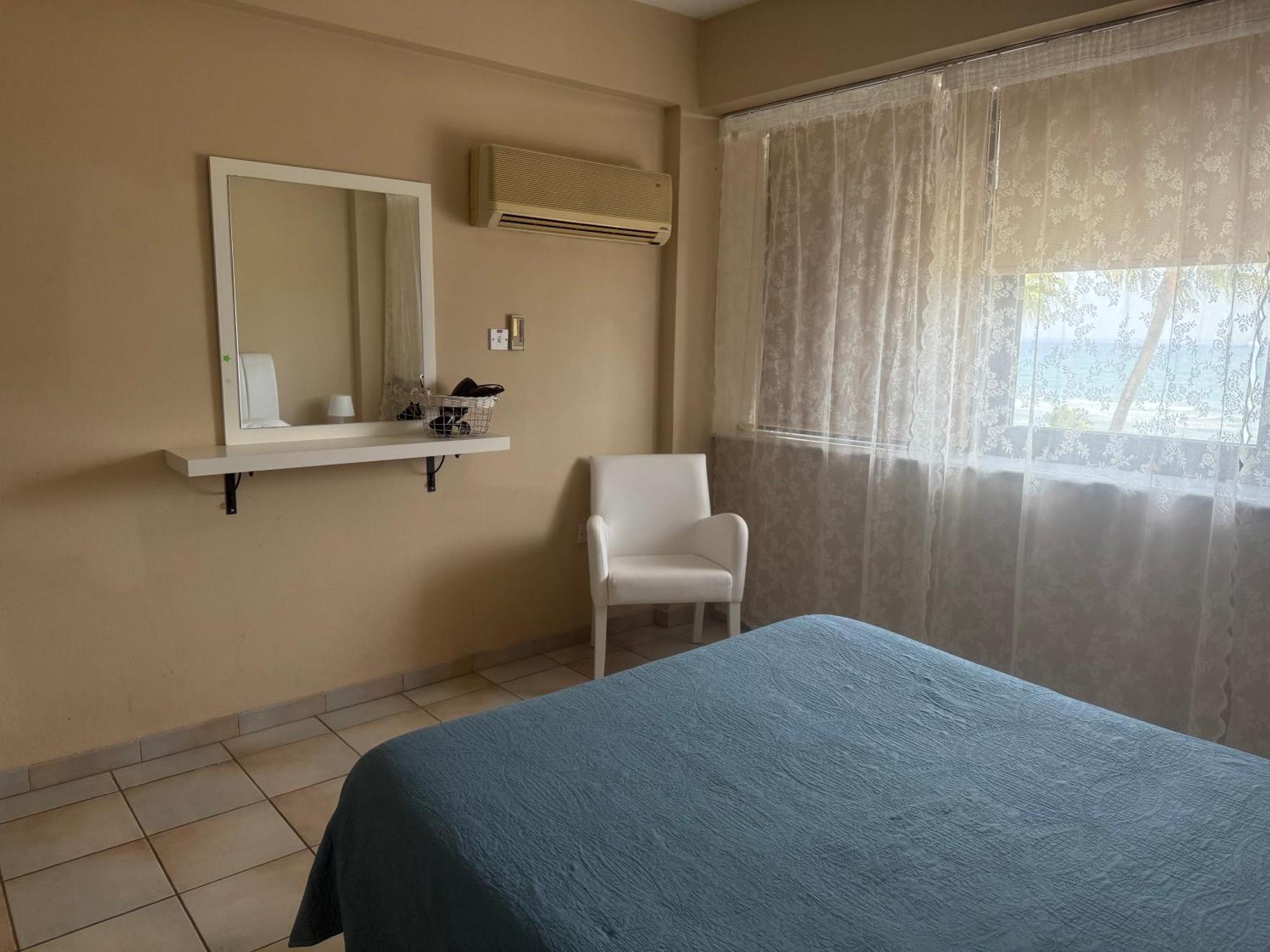 Krasas Beach Apartments ลาร์นาคา ภายนอก รูปภาพ