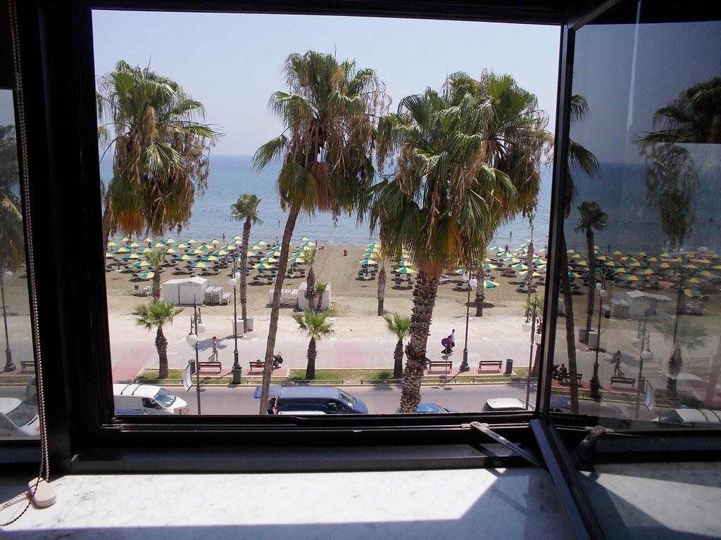 Krasas Beach Apartments ลาร์นาคา ภายนอก รูปภาพ