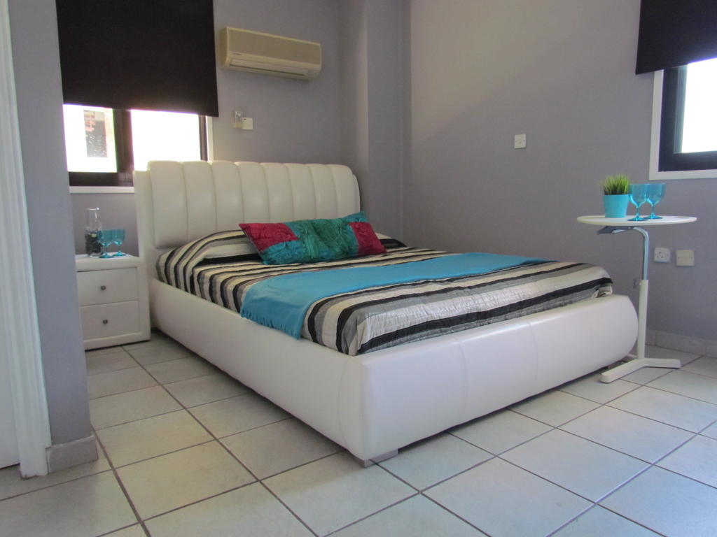 Krasas Beach Apartments ลาร์นาคา ห้อง รูปภาพ